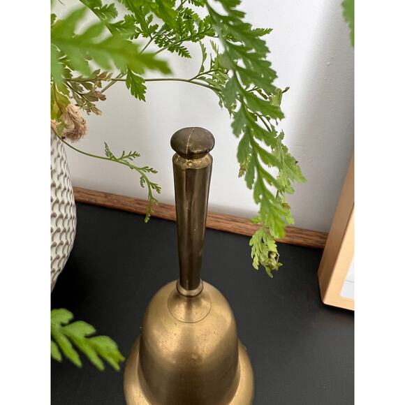 Vintage Brass Bell - School Bell - Patina - Vintage Metalware - Picture 9 of 10